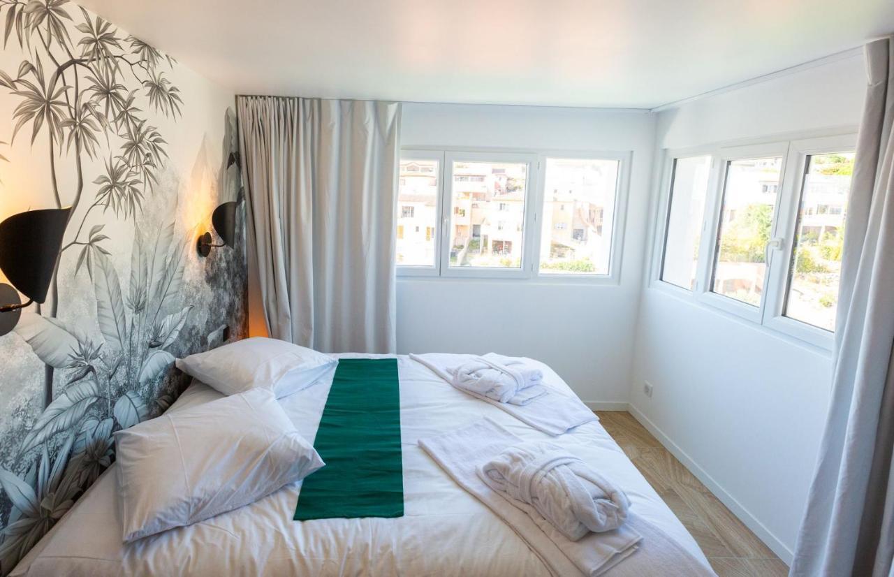 Love Room Du Mont D'Or - Baignoire Spa - Minibar Offert Marsilia Exterior foto